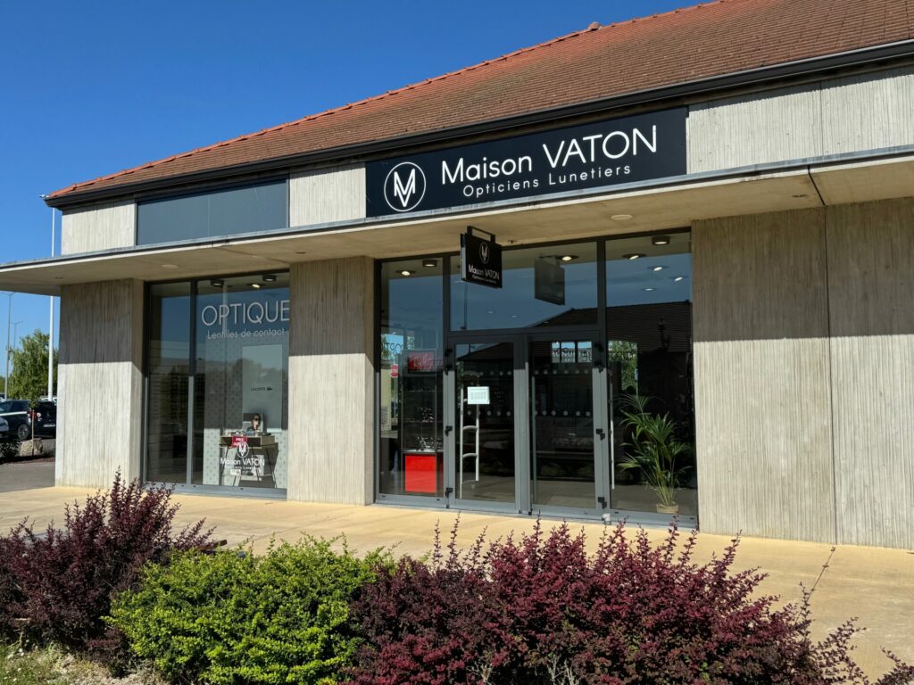 Devanture Maison Vaton côté aire de jeu